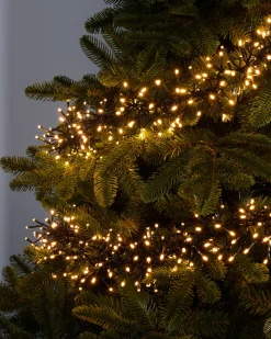 WeRChristmas 400 Chasing Cluster Light String, Warm White