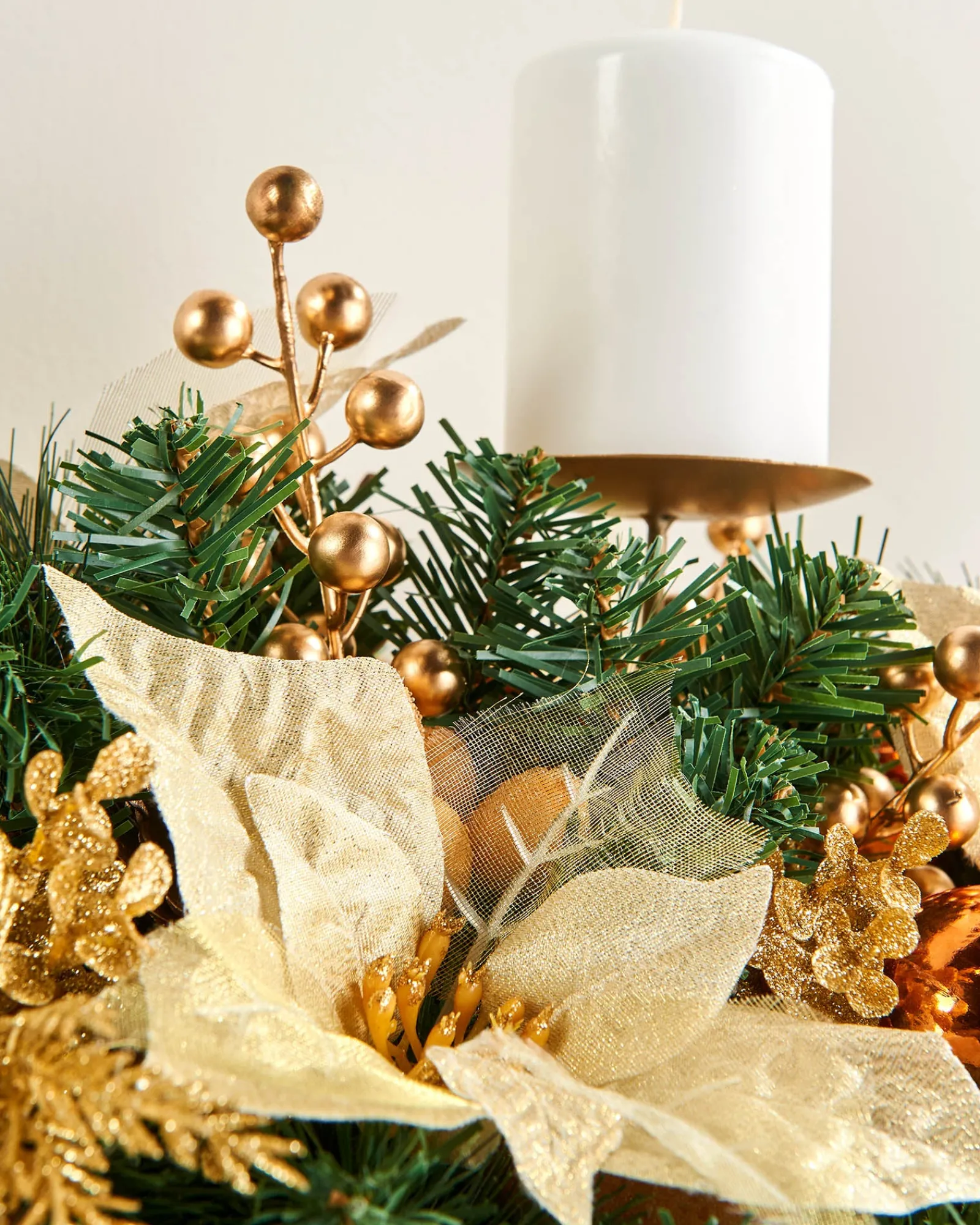 WeRChristmas 3 Pillar Decorated Garland Candle Holder, Copper, 76 Cm