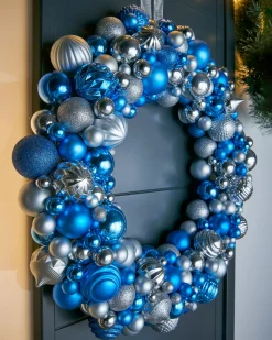 WeRChristmas Antarctica Bauble Wreath, 60 Cm