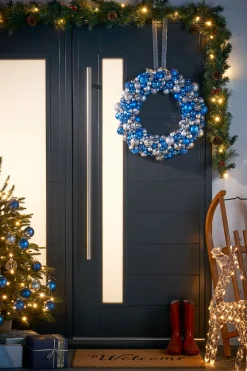 WeRChristmas Antarctica Bauble Wreath, 60 Cm