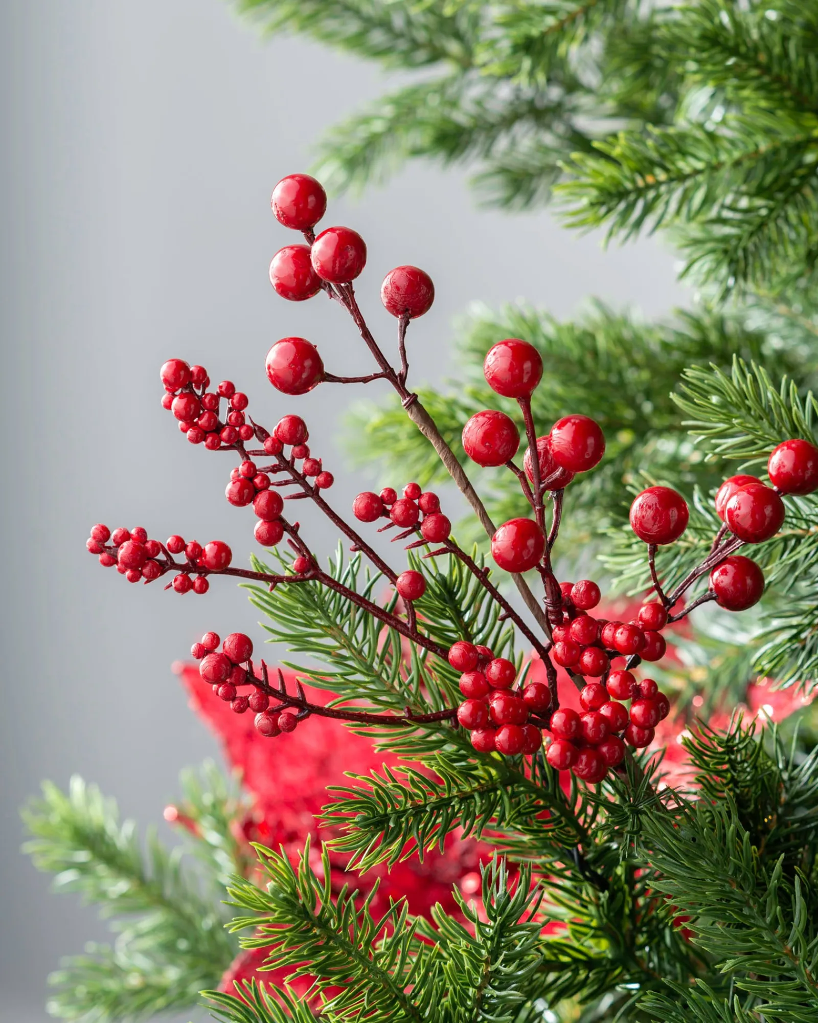 WeRChristmas Artificial Berries Tree Pick, Red, 30 Cm