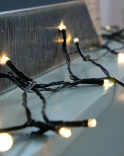WeRChristmas Battery Operated Multi-Function 100 LED Light String With Timer, Warm White