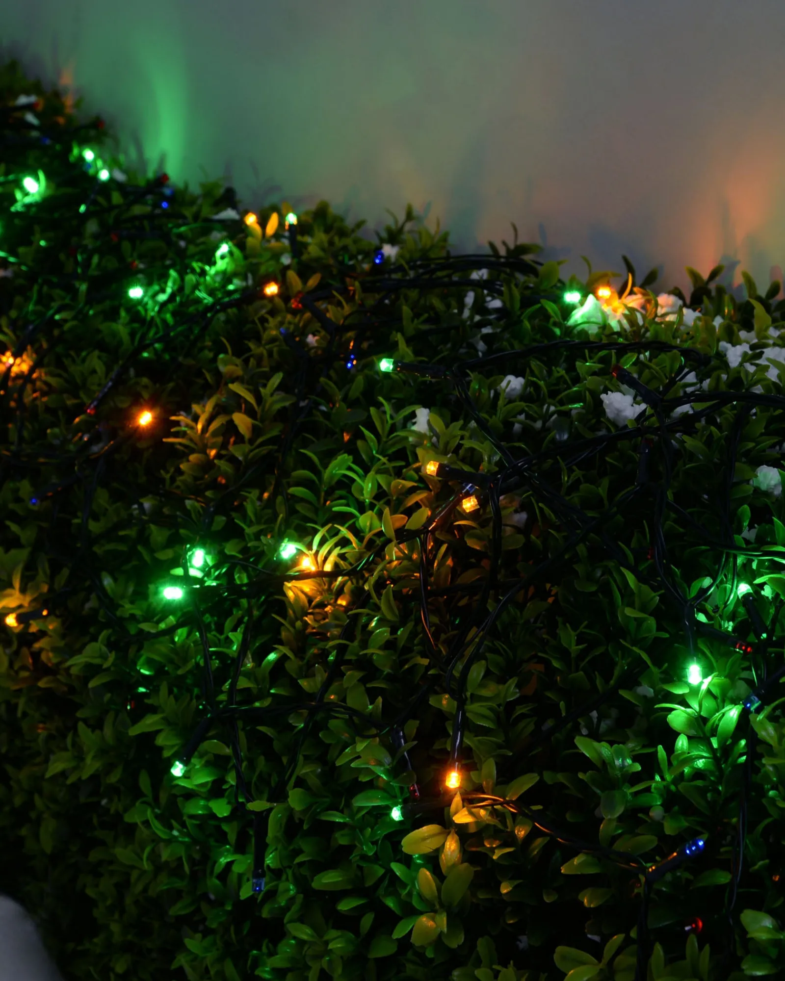 WeRChristmas Battery Operated Multi-Function 100 LED Light String With Timer, Multi-Coloured