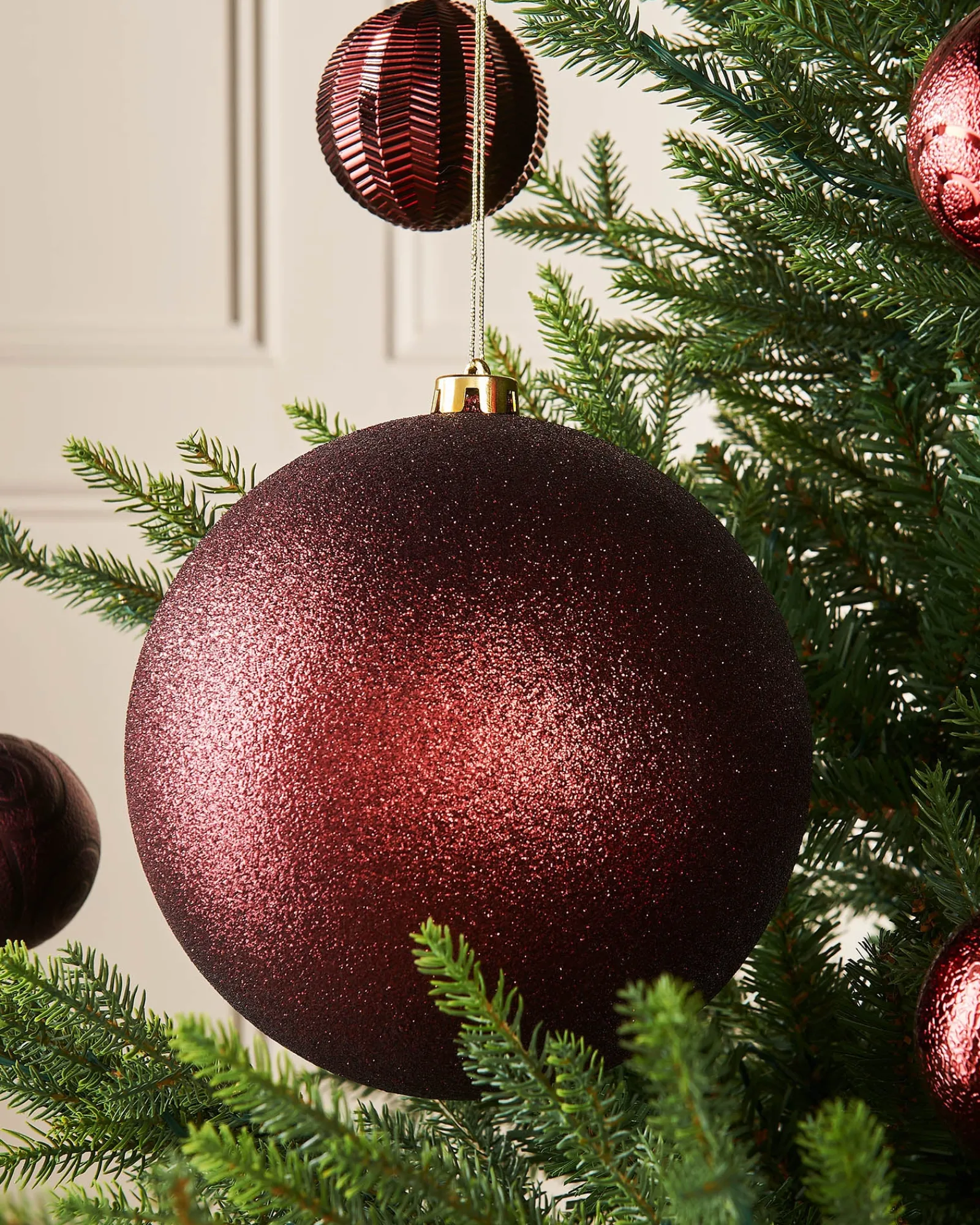 WeRChristmas Burgundy Large Glitter Shatterproof Bauble, 20 Cm