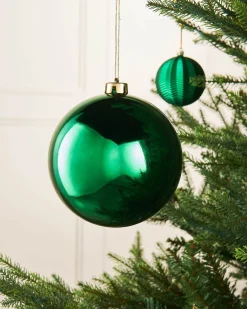 WeRChristmas Christmas Green Large Gloss Shatterproof Bauble, 15 Cm