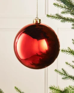 WeRChristmas Christmas Red Large Gloss Shatterproof Bauble, 15 Cm