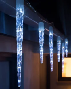 WeRChristmas Connectable Icicle 8 LED Christmas Lights, Bright White
