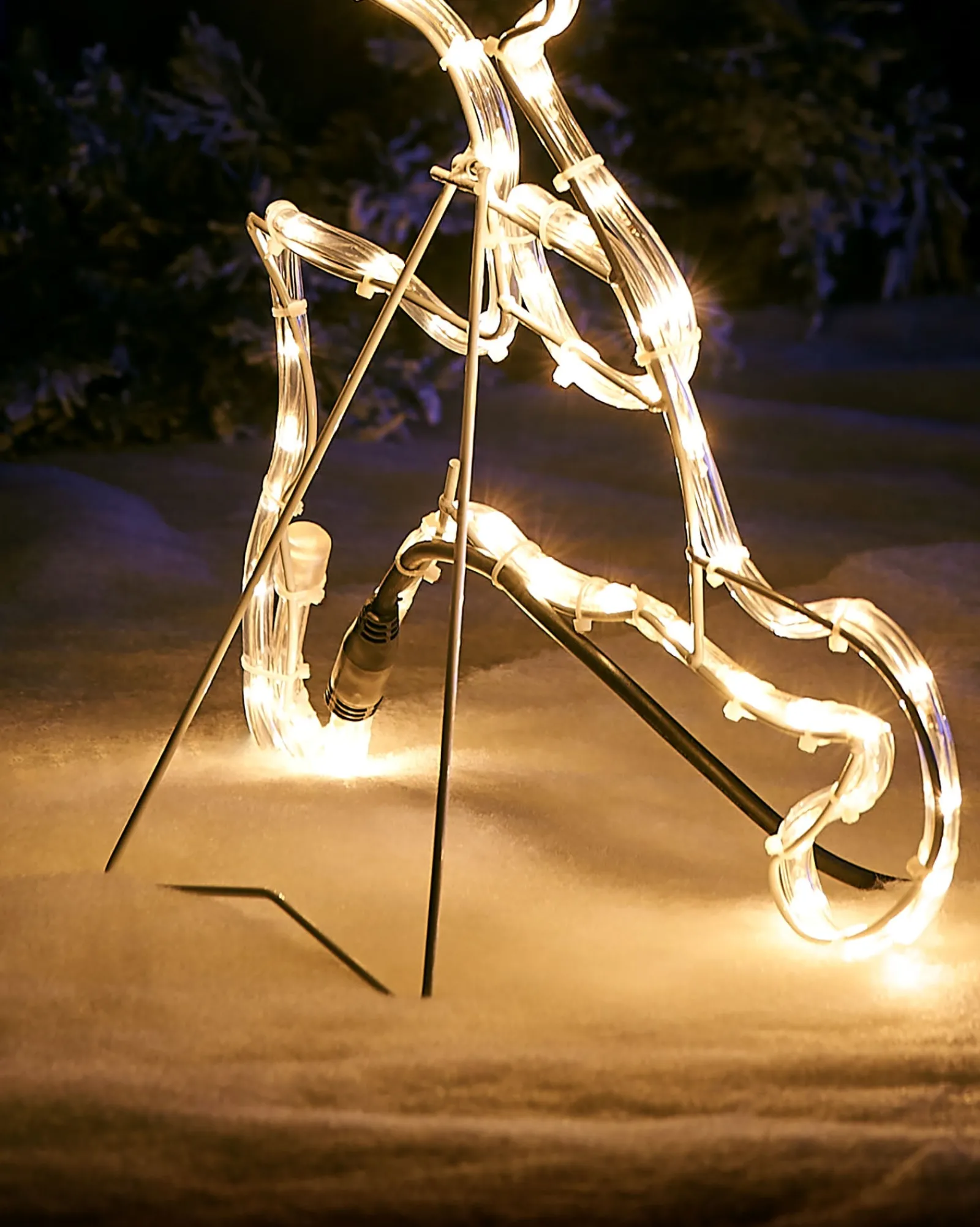 WeRChristmas 2D Reindeer LED Rope Light Silhouette, 60 Cm