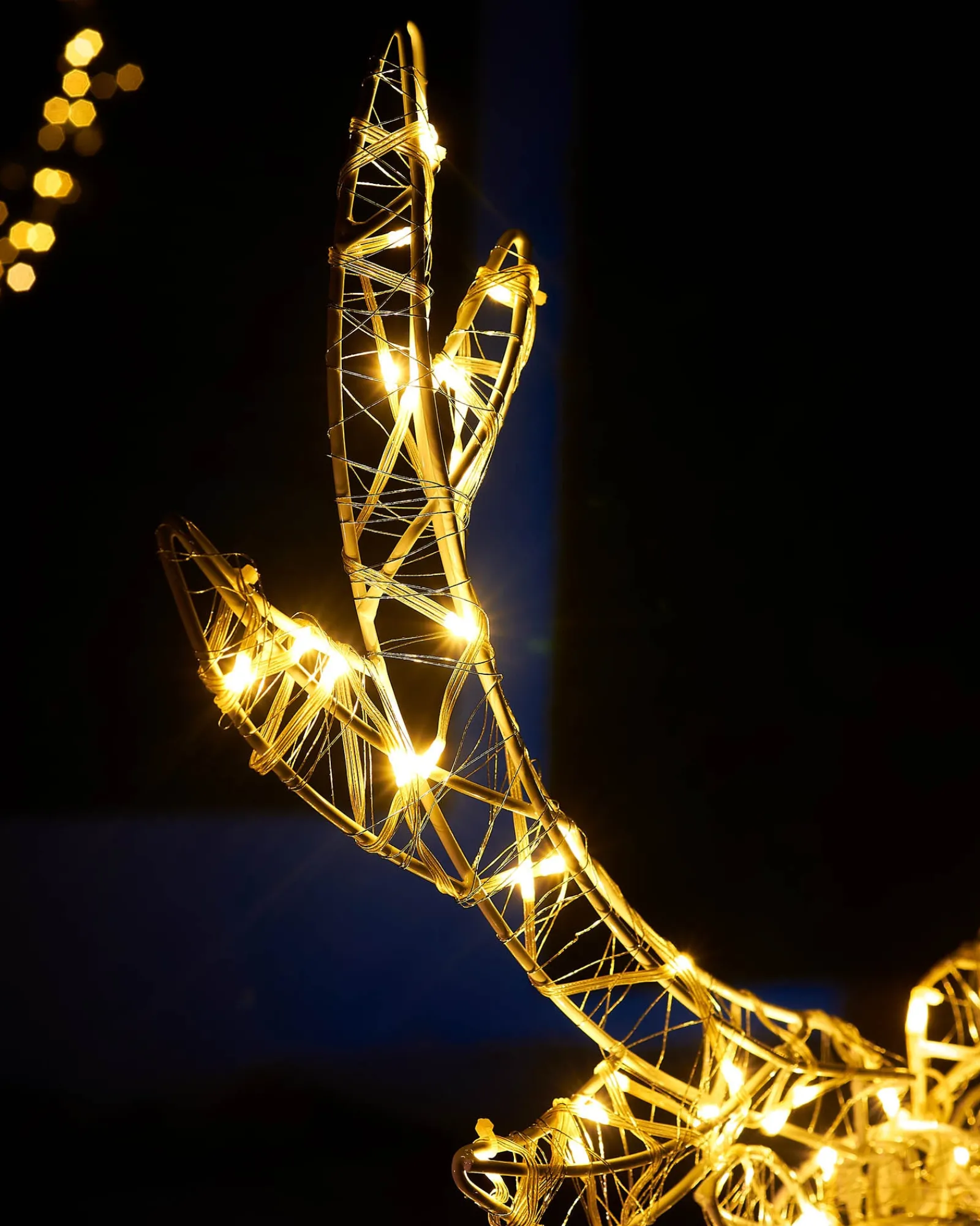 WeRChristmas 3D Standing Reindeer Silhouette, 121 Cm