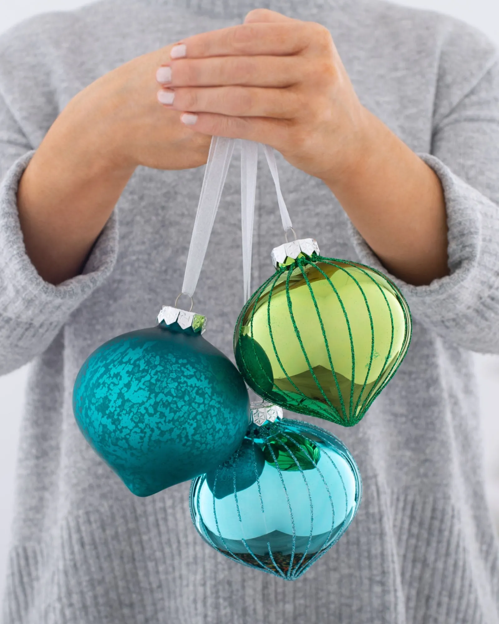WeRChristmas Emerald Green Glass Baubles, 3 Pack, 11 Cm