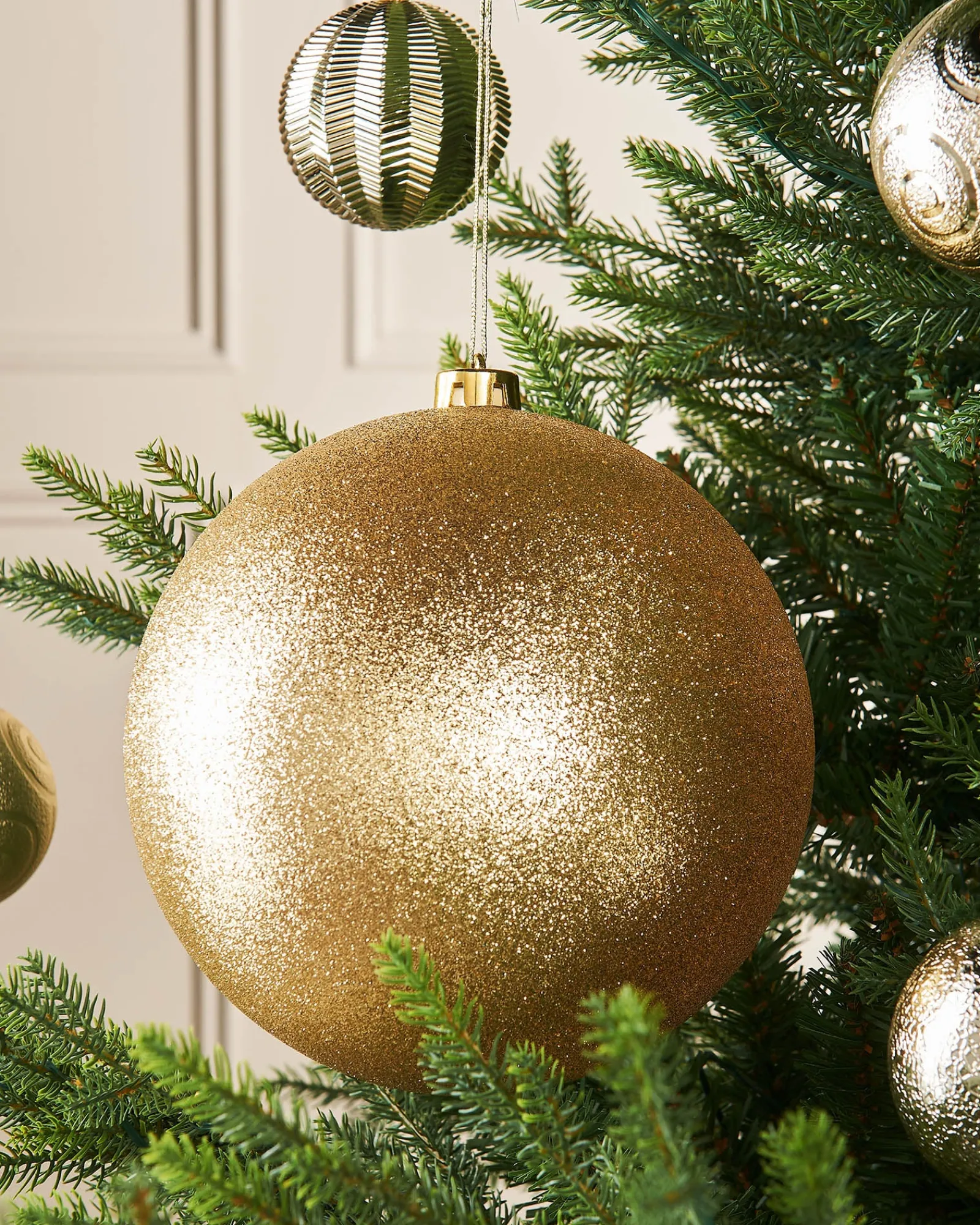 WeRChristmas Gold Large Glitter Shatterproof Bauble, 20 Cm