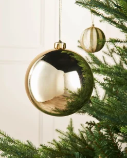 WeRChristmas Gold Large Gloss Shatterproof Bauble, 15 Cm