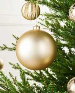 WeRChristmas Gold Large Matt Shatterproof Bauble, 15 Cm