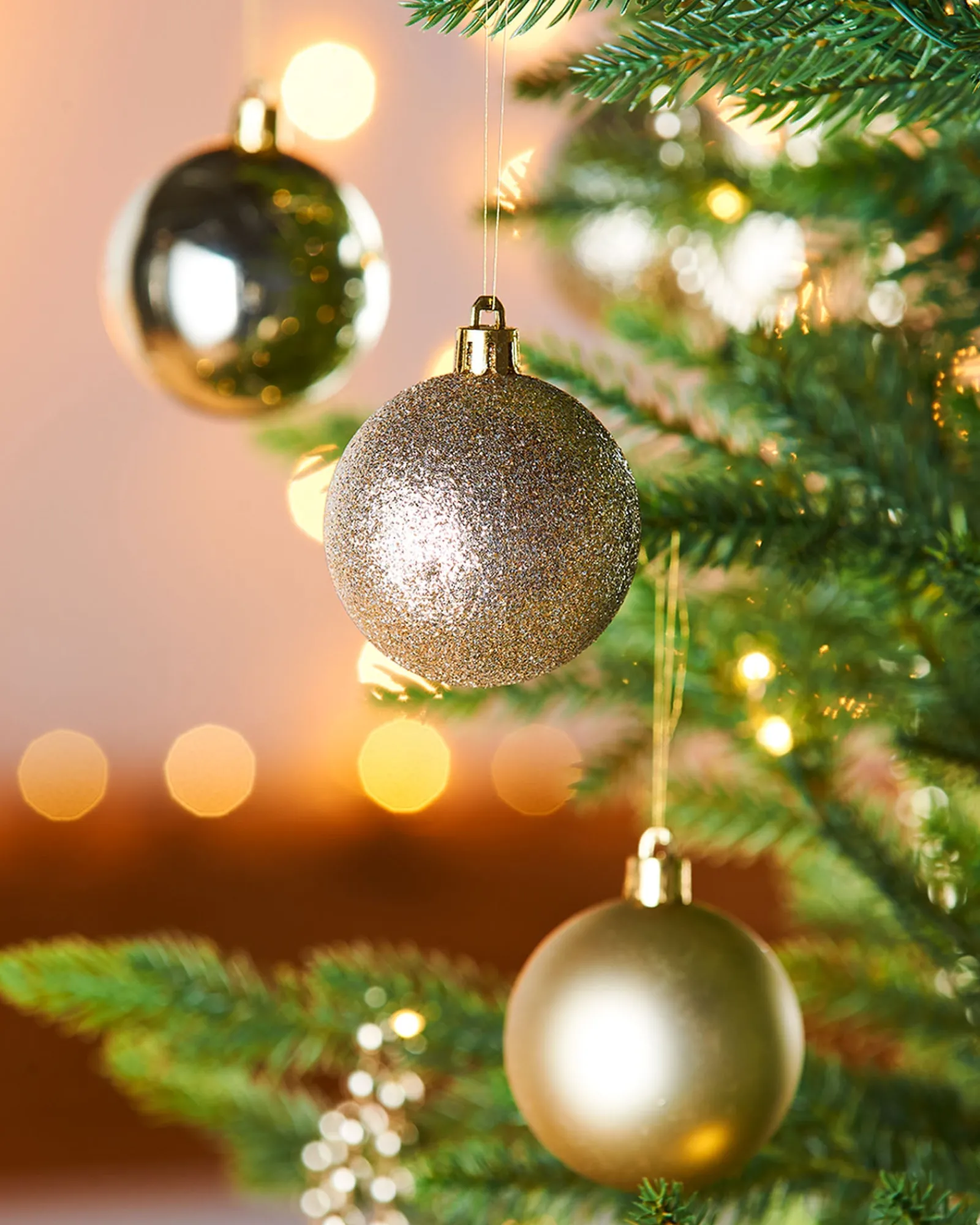 WeRChristmas Gold Shatterproof Baubles, 42 Pack, 6 Cm