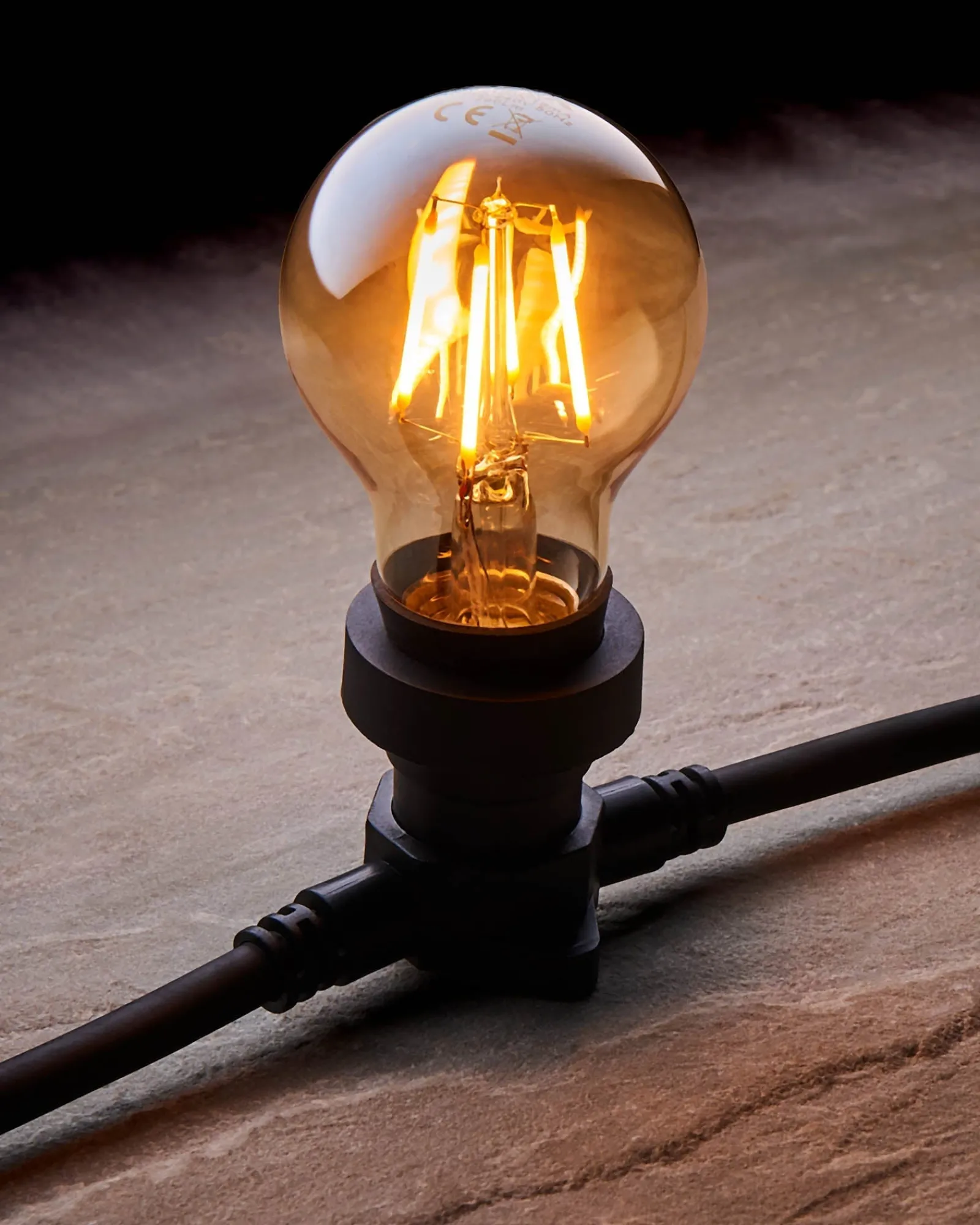 WeRChristmas LINK FESTOON 4W E27 Dimmable Filament LED Bulb, Warm White