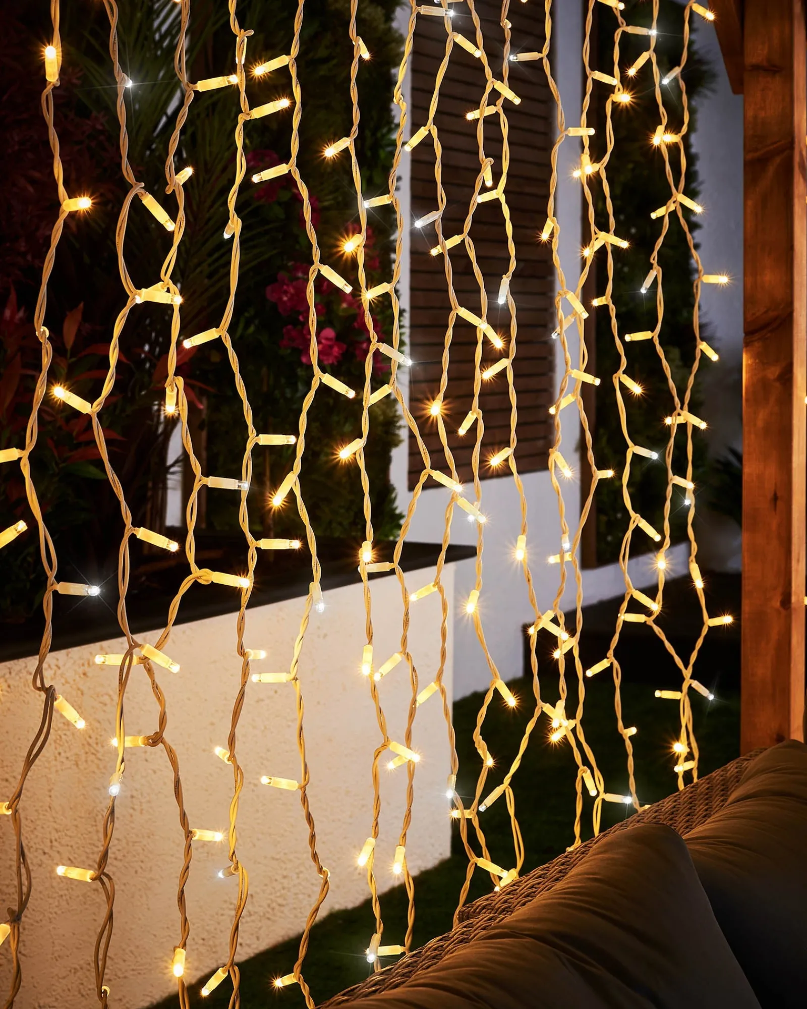 WeRChristmas LINK PRO LED Curtain Lights, White Cable, 2.5 M Drop, Warm White / White