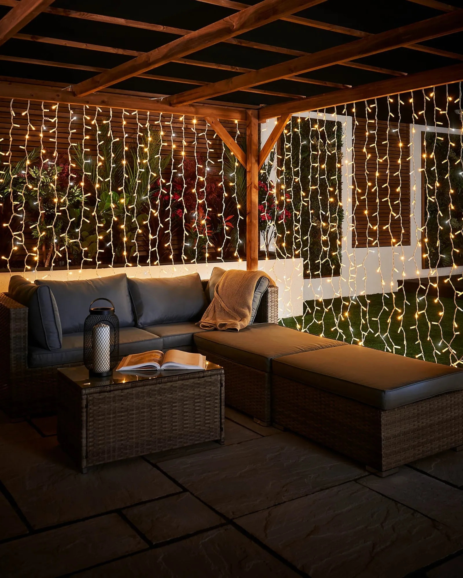 WeRChristmas LINK PRO LED Curtain Lights, White Cable, 2.5 M Drop, Warm White / White
