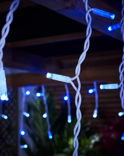 WeRChristmas LINK PRO LED Icicle Lights, Blue / White