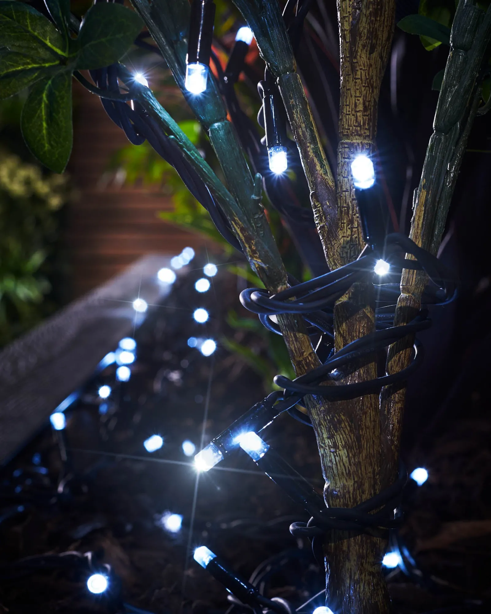WeRChristmas LINK PRO Twinkle LED String Lights, Black Cable, White