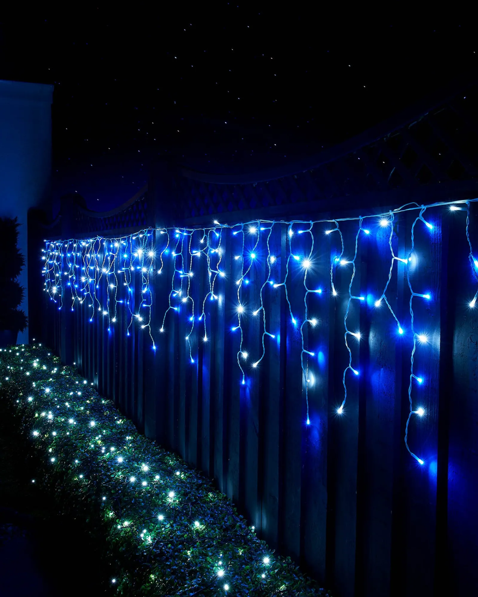 WeRChristmas LINK UP LED Icicle Lights, White Cable, Blue / White