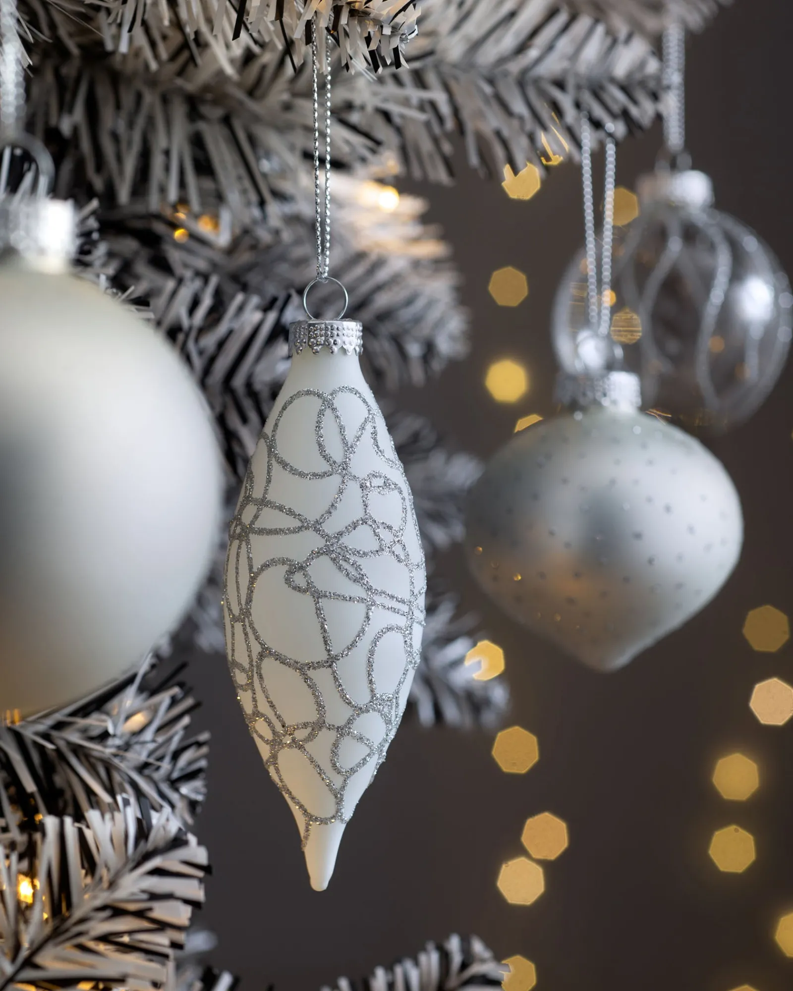 WeRChristmas Moonbeam Glass Baubles, 20 Pack