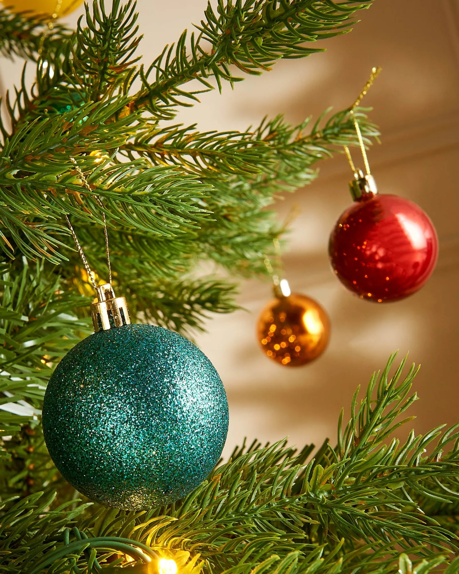WeRChristmas Multi-Colour Shatterproof Bauble, 50 Pack