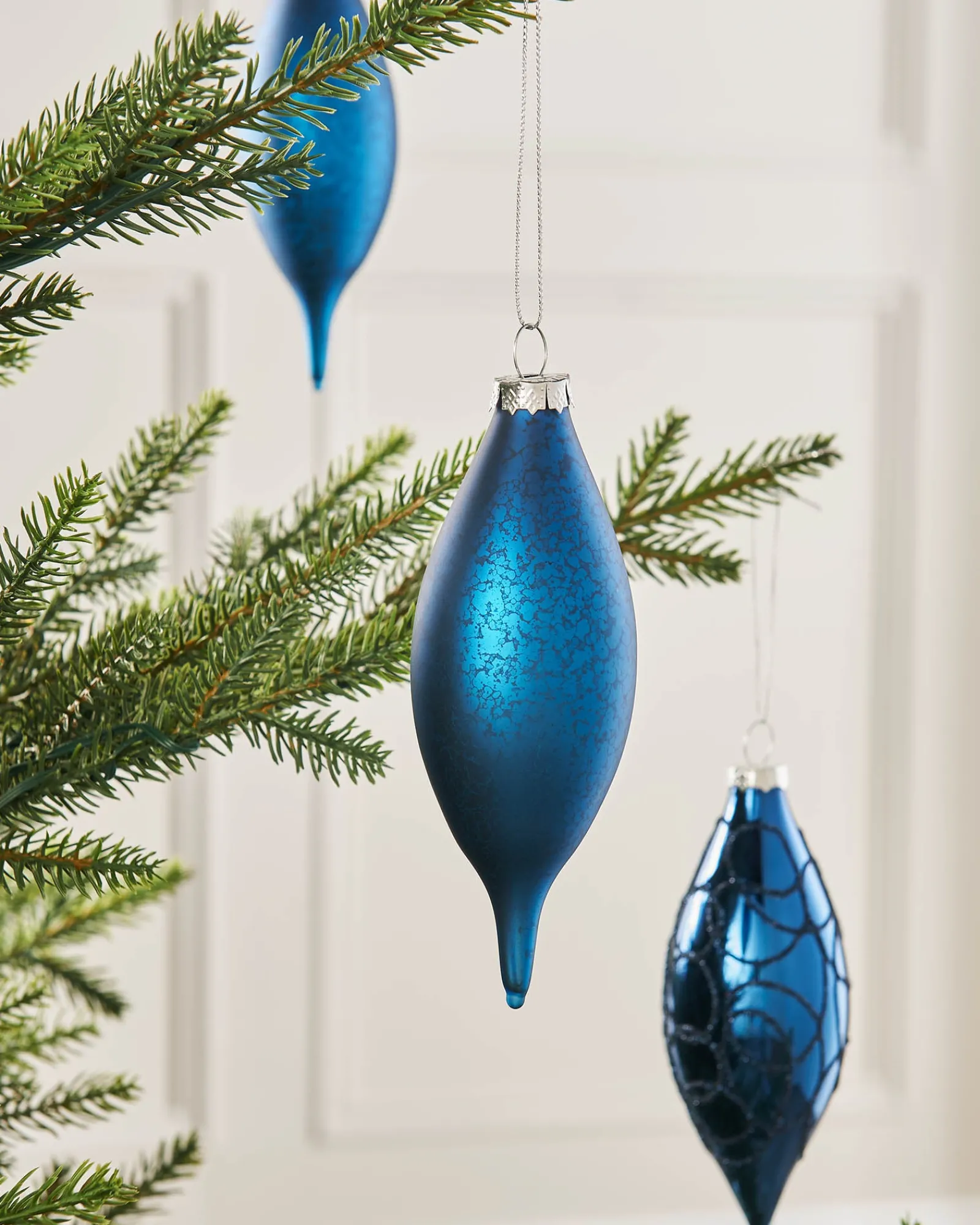 WeRChristmas Navy Blue Glass Baubles, 5 Pack, 15 Cm