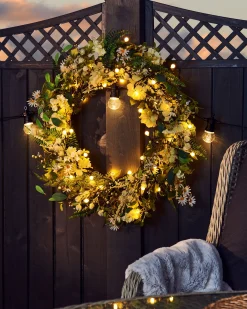 WeRChristmas Outdoor Multi-Function 100 Berry LED Light String, Warm White