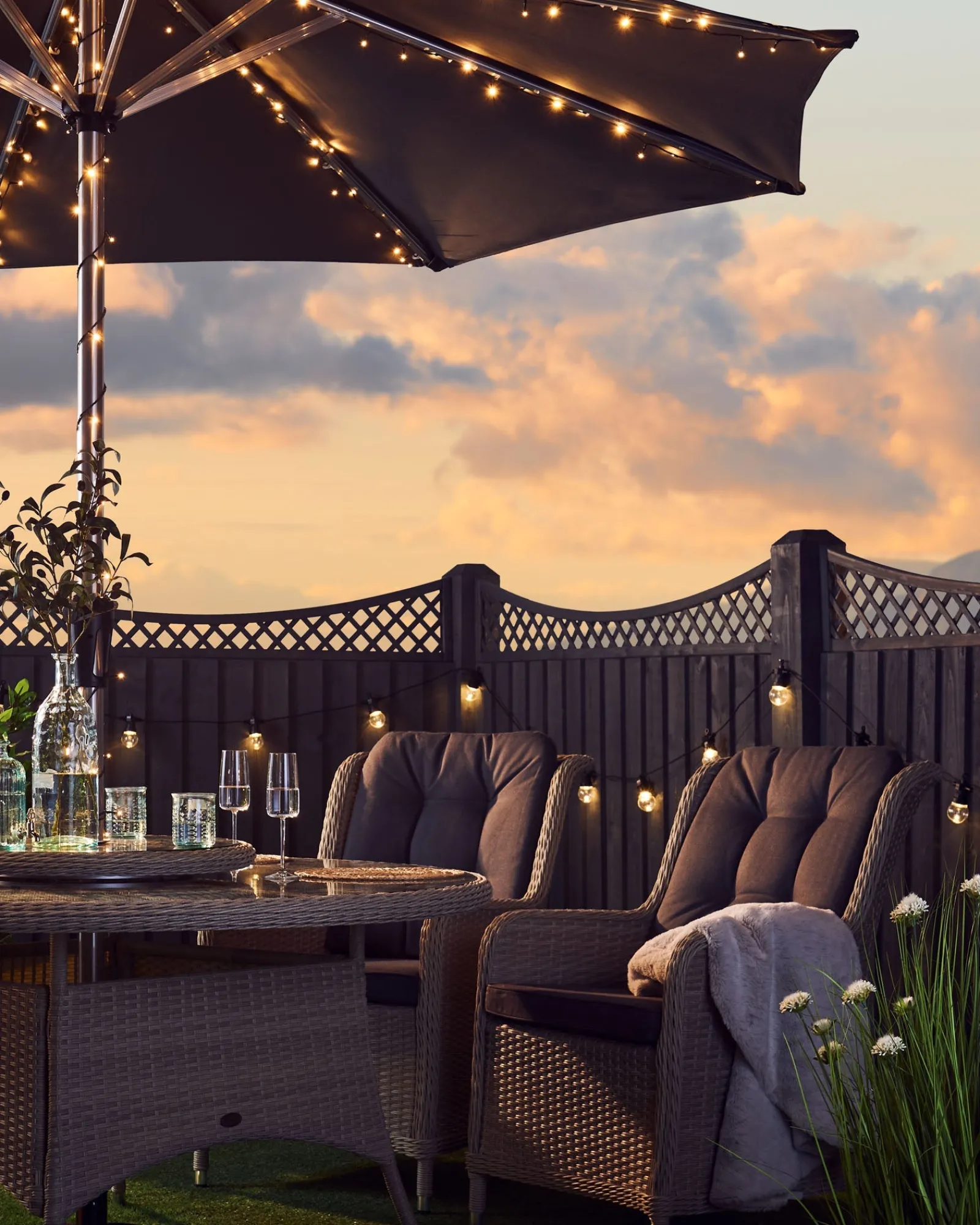 WeRChristmas Outdoor Multi-Function 480 LED Light String, Warm White