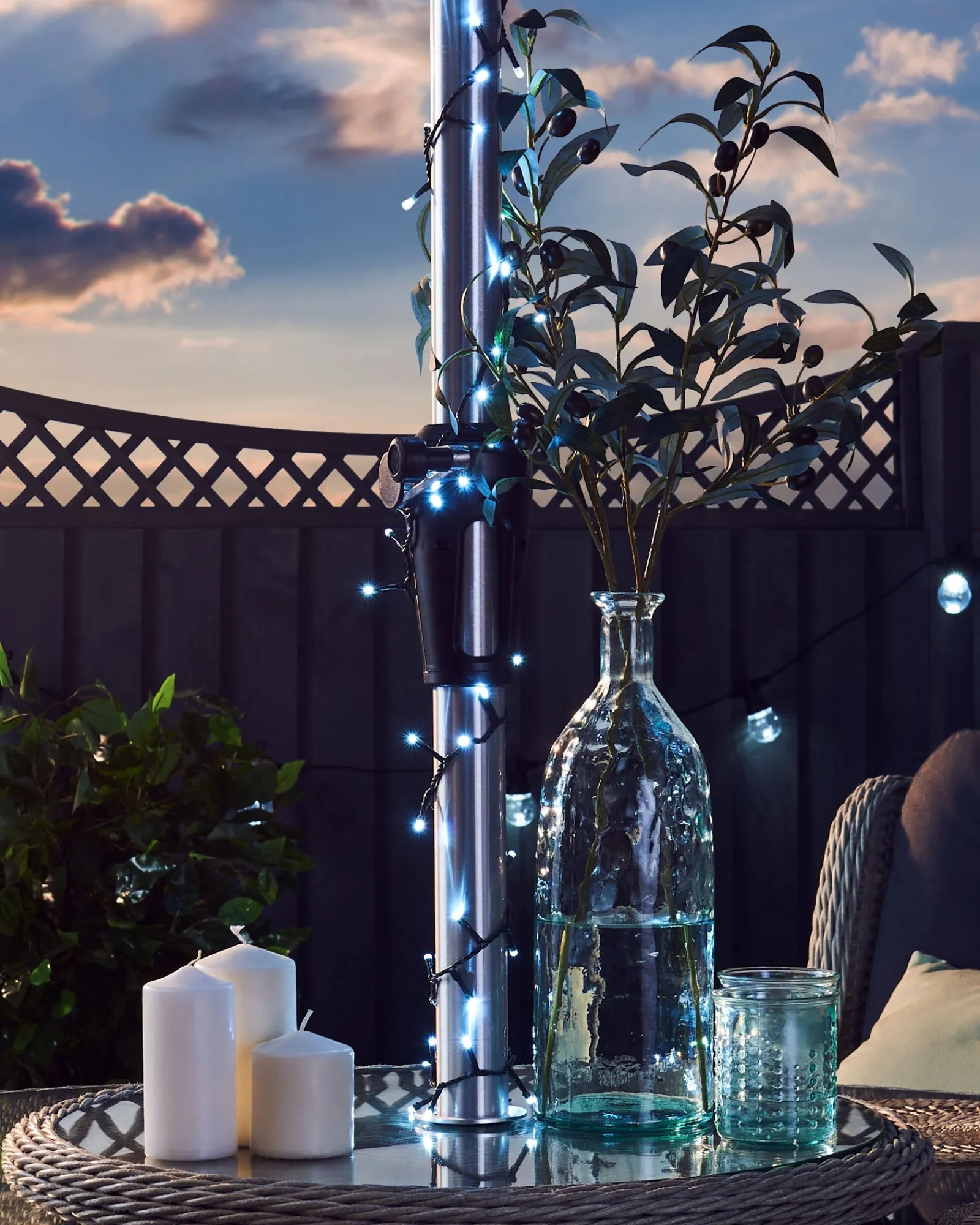 WeRChristmas Outdoor Multi-Function 480 LED Light String, Ice White