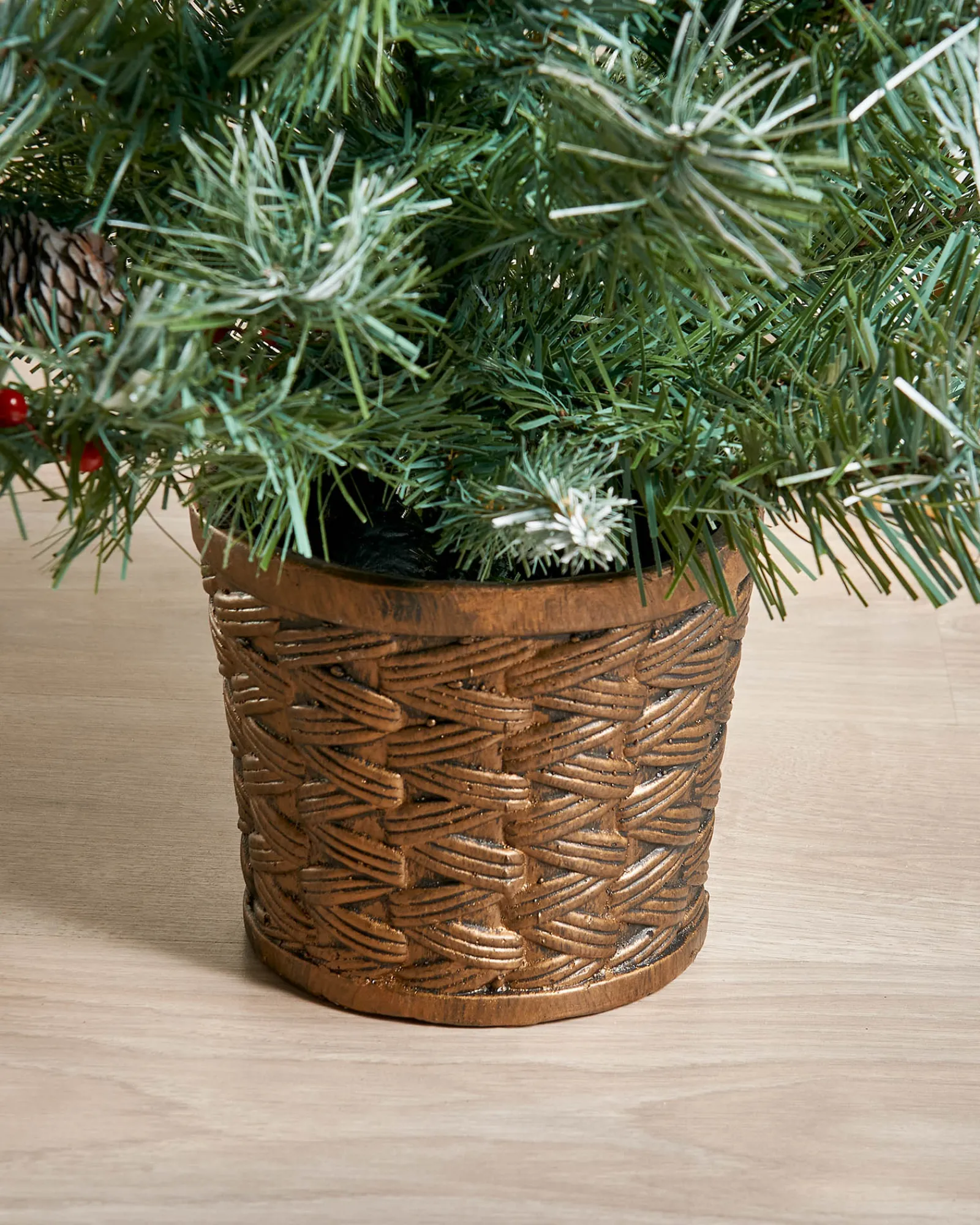 WeRChristmas Potted Scandinavian Blue Spruce Christmas Tree, 3 Ft