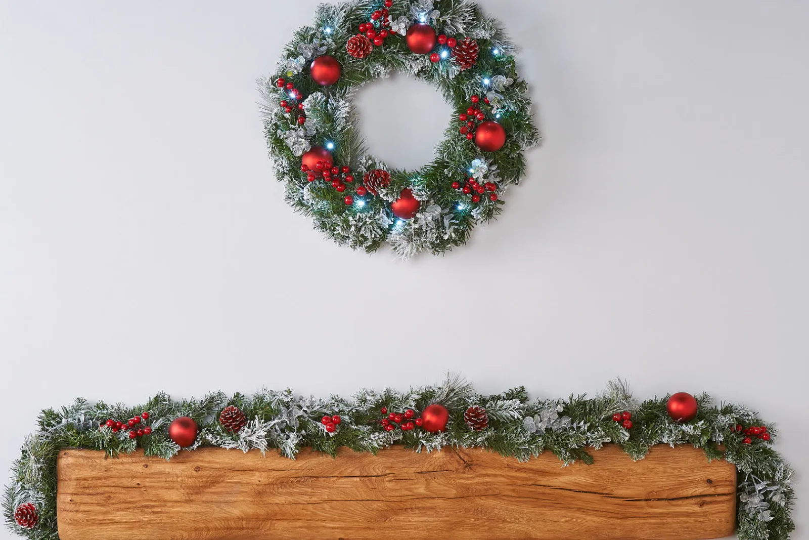 WeRChristmas Pre-Decorated Frosted Garland, 6 Ft