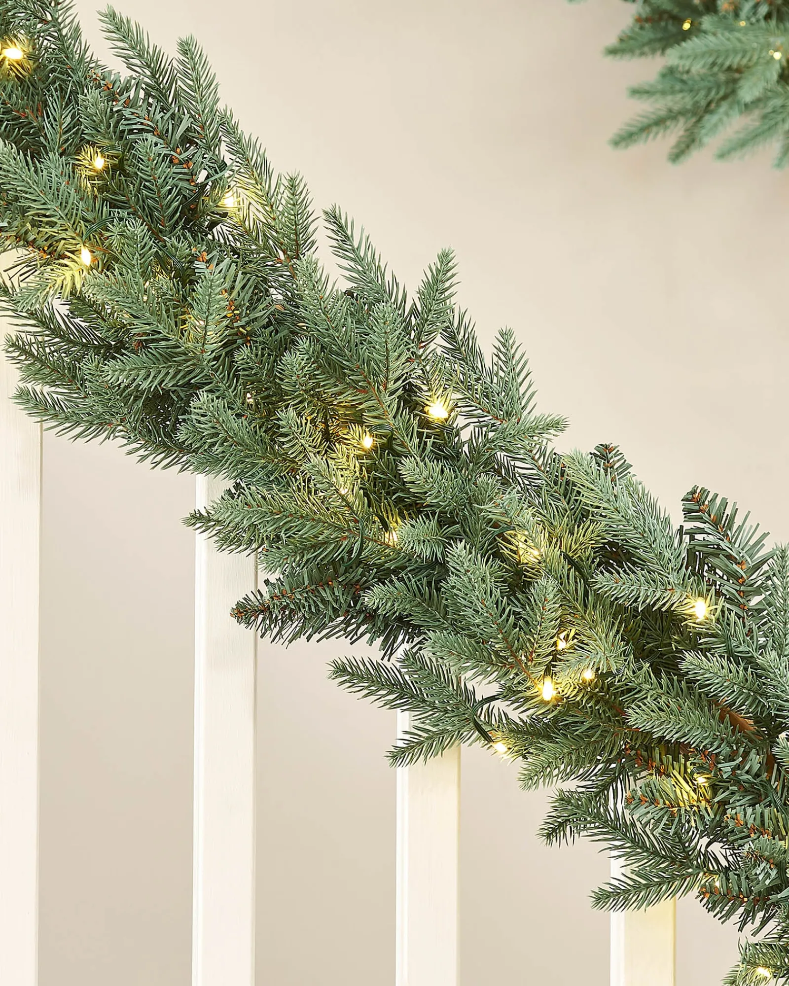 WeRChristmas Pre-Lit Blue Mixed Pine Garland, 9 Ft
