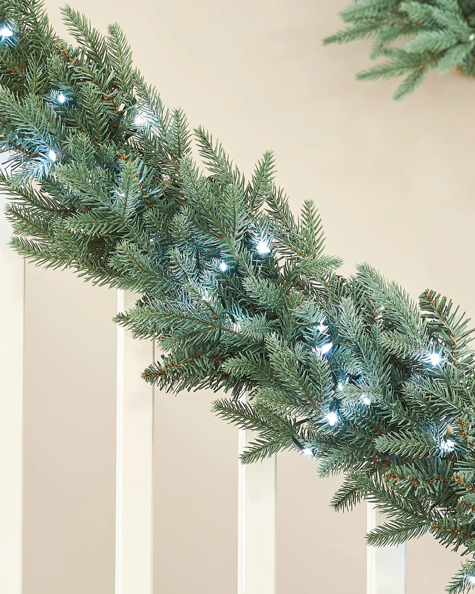 WeRChristmas Pre-Lit Blue Mixed Pine Garland, 9 Ft