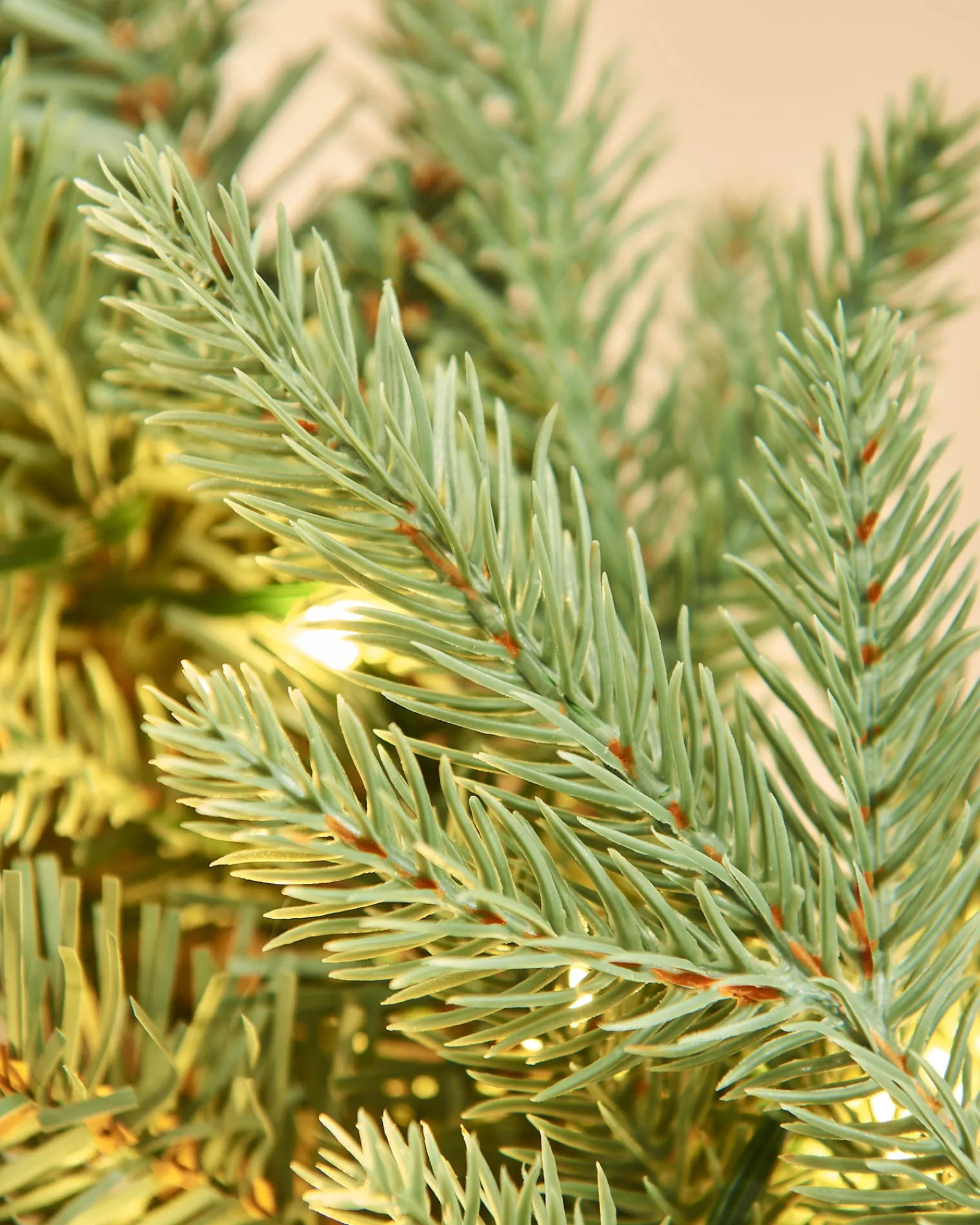 WeRChristmas Pre-Lit Blue Mixed Pine Garland, 9 Ft