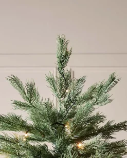 WeRChristmas Pre-Lit Colorado Blue Spruce Christmas Tree, 6 Ft