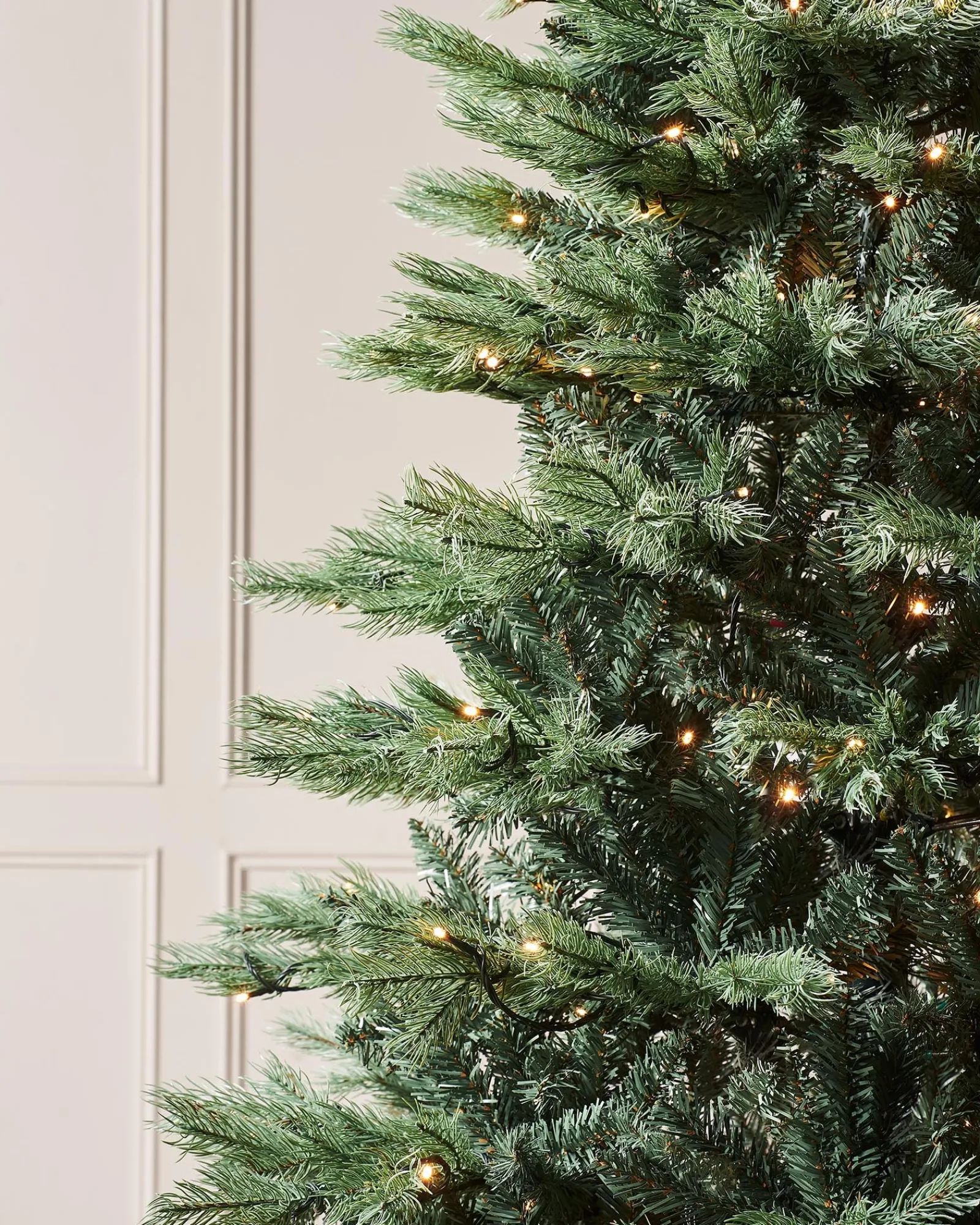 WeRChristmas Pre-Lit Colorado Blue Spruce Christmas Tree, 7 Ft