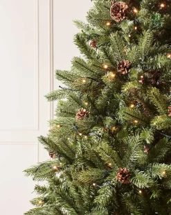 WeRChristmas Pre-Lit Craford Pine Christmas Tree, 8 Ft