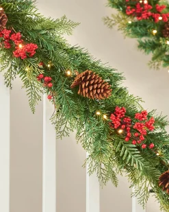 WeRChristmas Pre-Lit Decorated Garland, Pinecones & Berries, 9 Ft