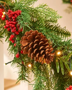 WeRChristmas Pre-Lit Decorated Garland, Pinecones & Berries, 9 Ft