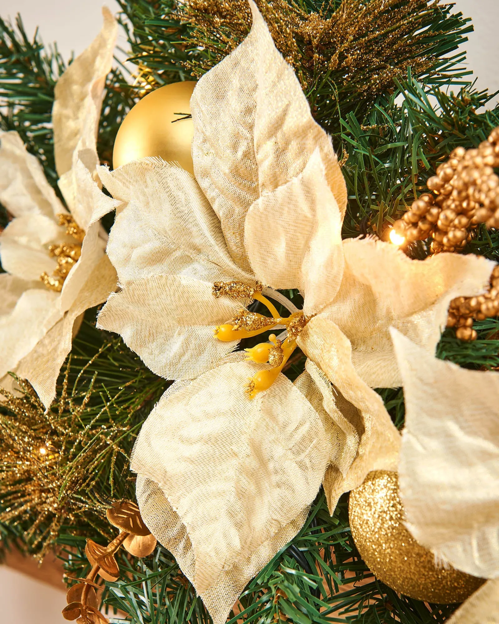 WeRChristmas Pre-Lit Decorated Garland Arch, Cream/Gold, 3 Ft