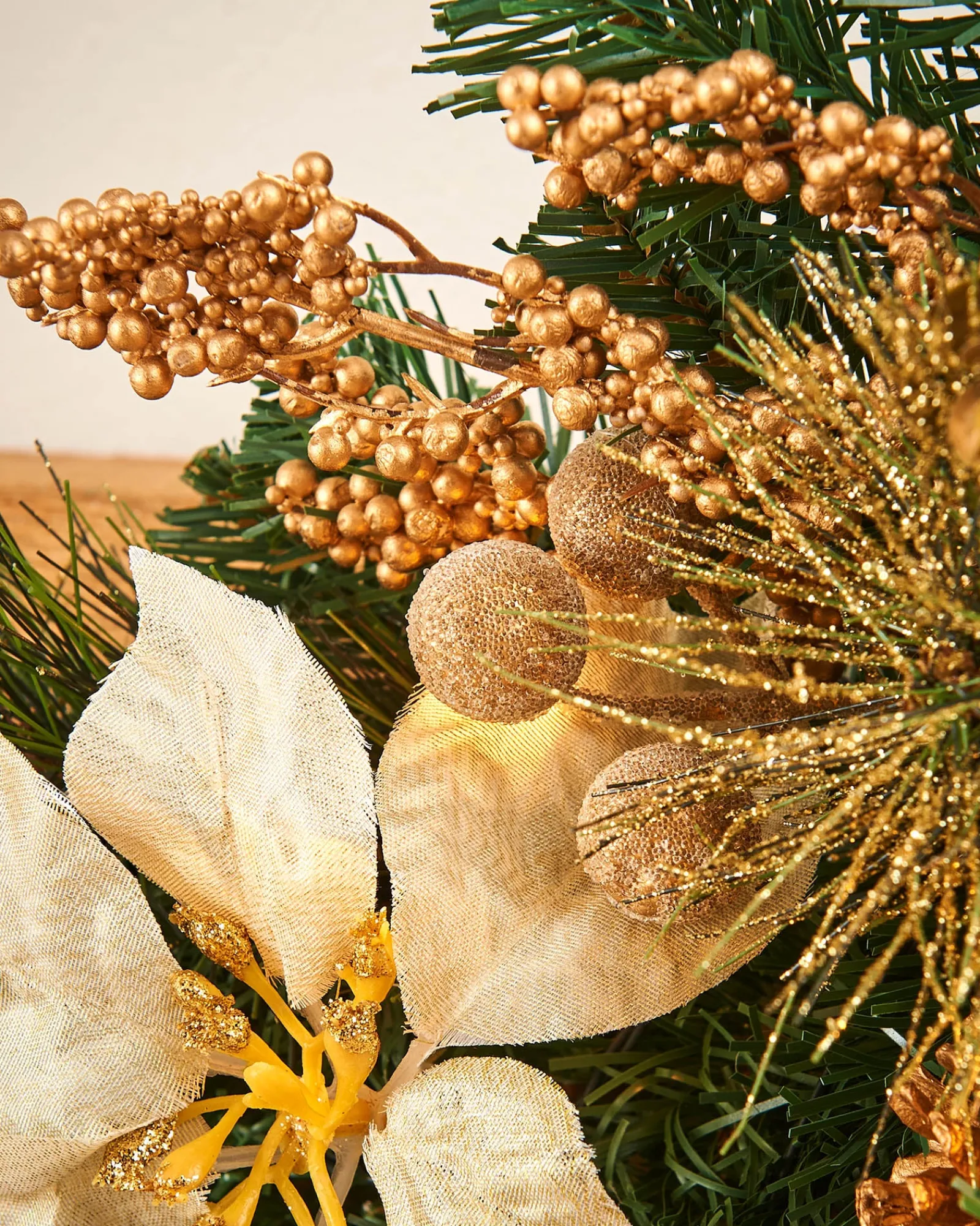 WeRChristmas Pre-Lit Decorated Garland Arch, Cream/Gold, 3 Ft