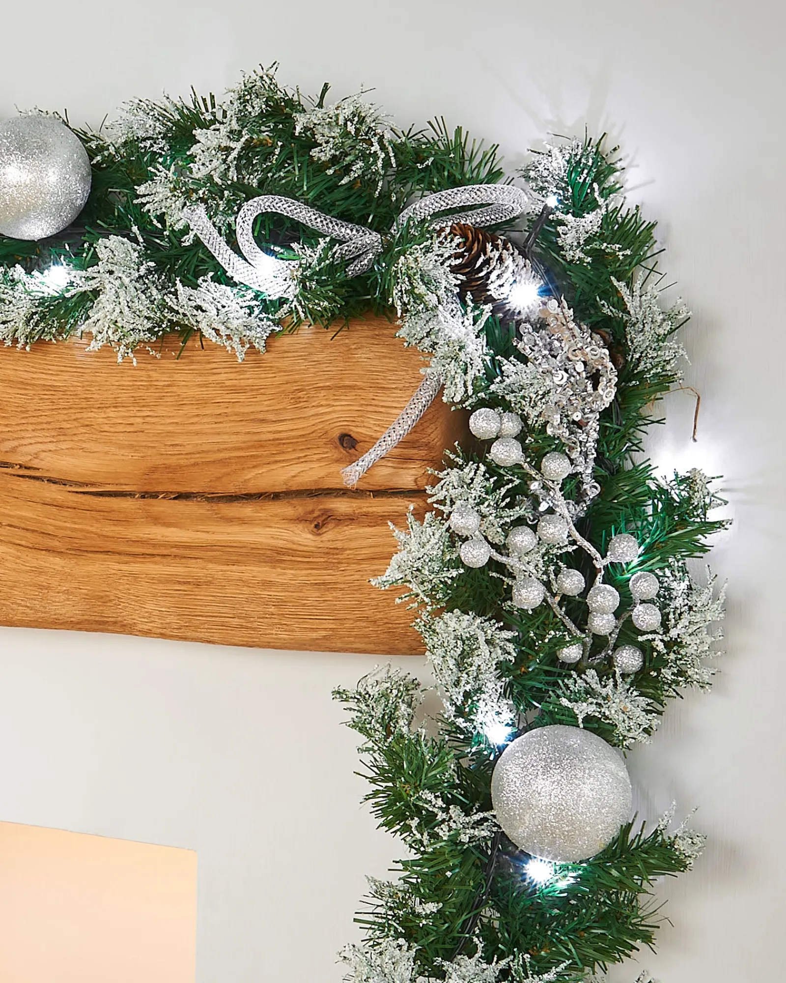WeRChristmas Pre-Lit Decorated Garland, Silver Ice, 9 Ft