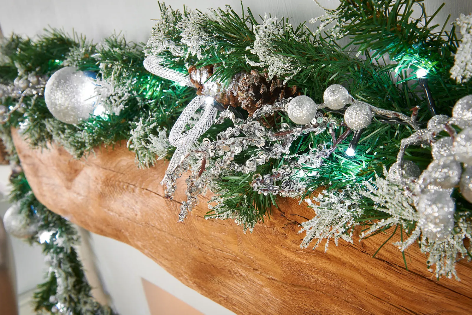 WeRChristmas Pre-Lit Decorated Garland, Silver Ice, 9 Ft