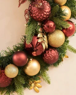 WeRChristmas Pre-Lit Decorated Wreath, Burgundy/Gold, 76 Cm