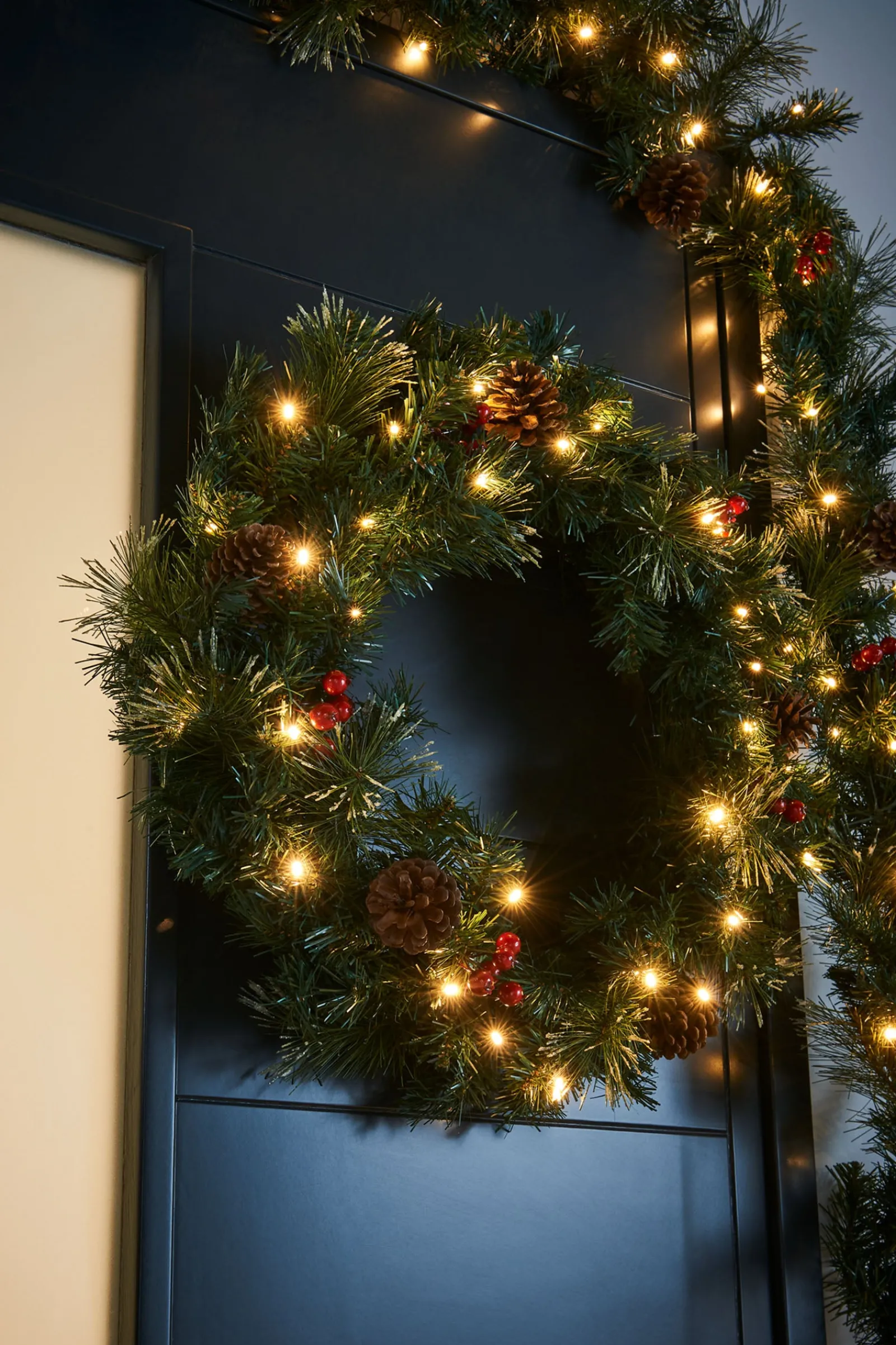 WeRChristmas Pre-Lit Decorative Christmas Trees, Wreath & Garland Bundle