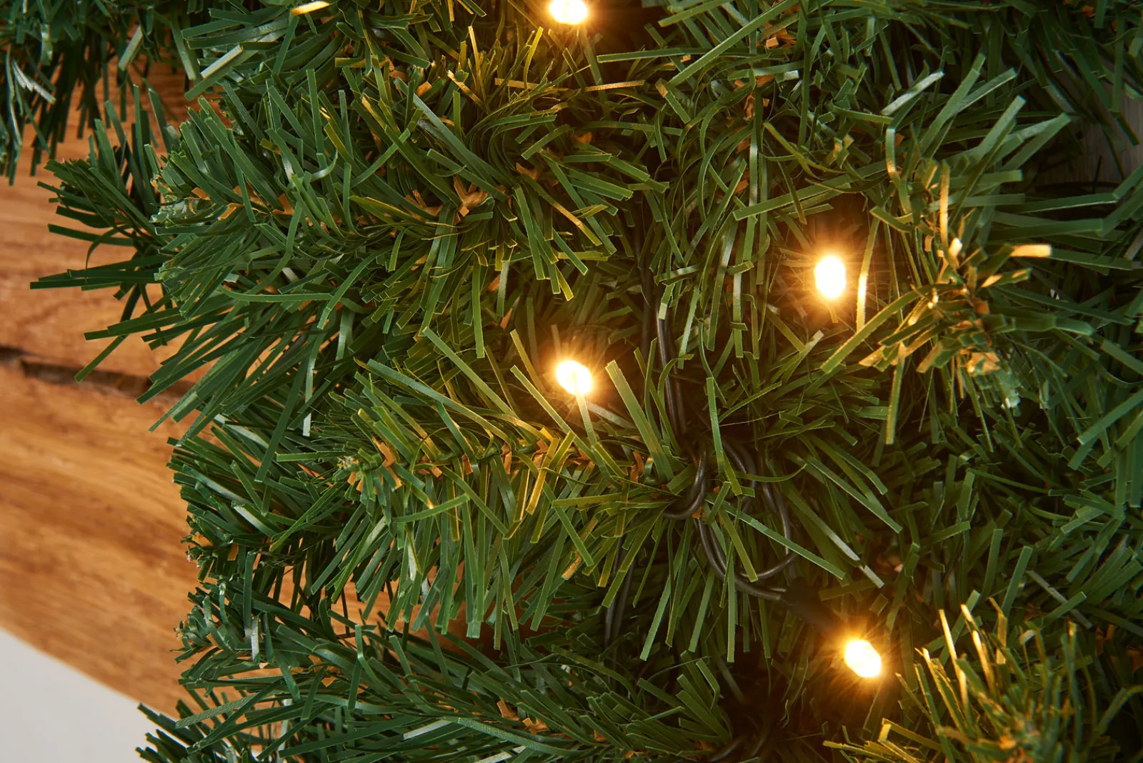 WeRChristmas Pre-Lit Extra Thick Multi-Functional Pine Garland, 9 Ft