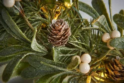 WeRChristmas Pre-Lit Frosted Mistletoe Garland, 9 Ft