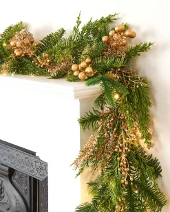WeRChristmas Pre-Lit Gold Berry Mixed Tip Garland, 9 Ft