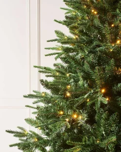 WeRChristmas Pre-lit Grand Alaskan Fir Christmas Tree, Dual Warm White, 7 Ft